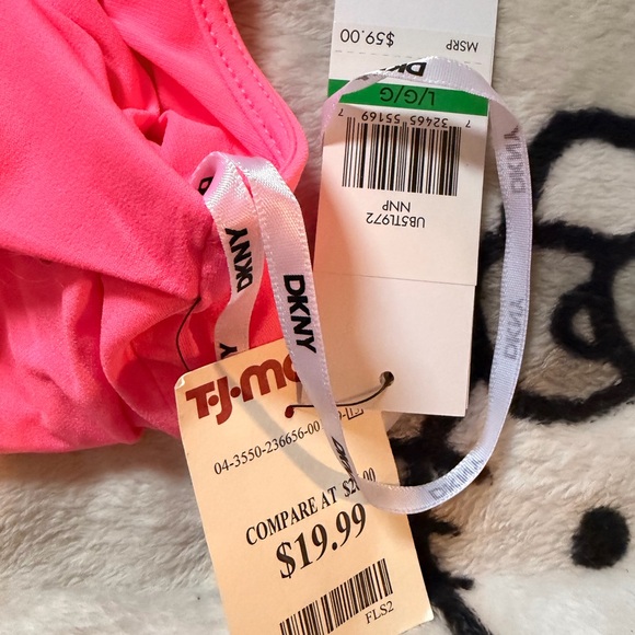 DKNY Women's Pink Sleeveless Top zipper shoulder NWT - Picture 2 of 5